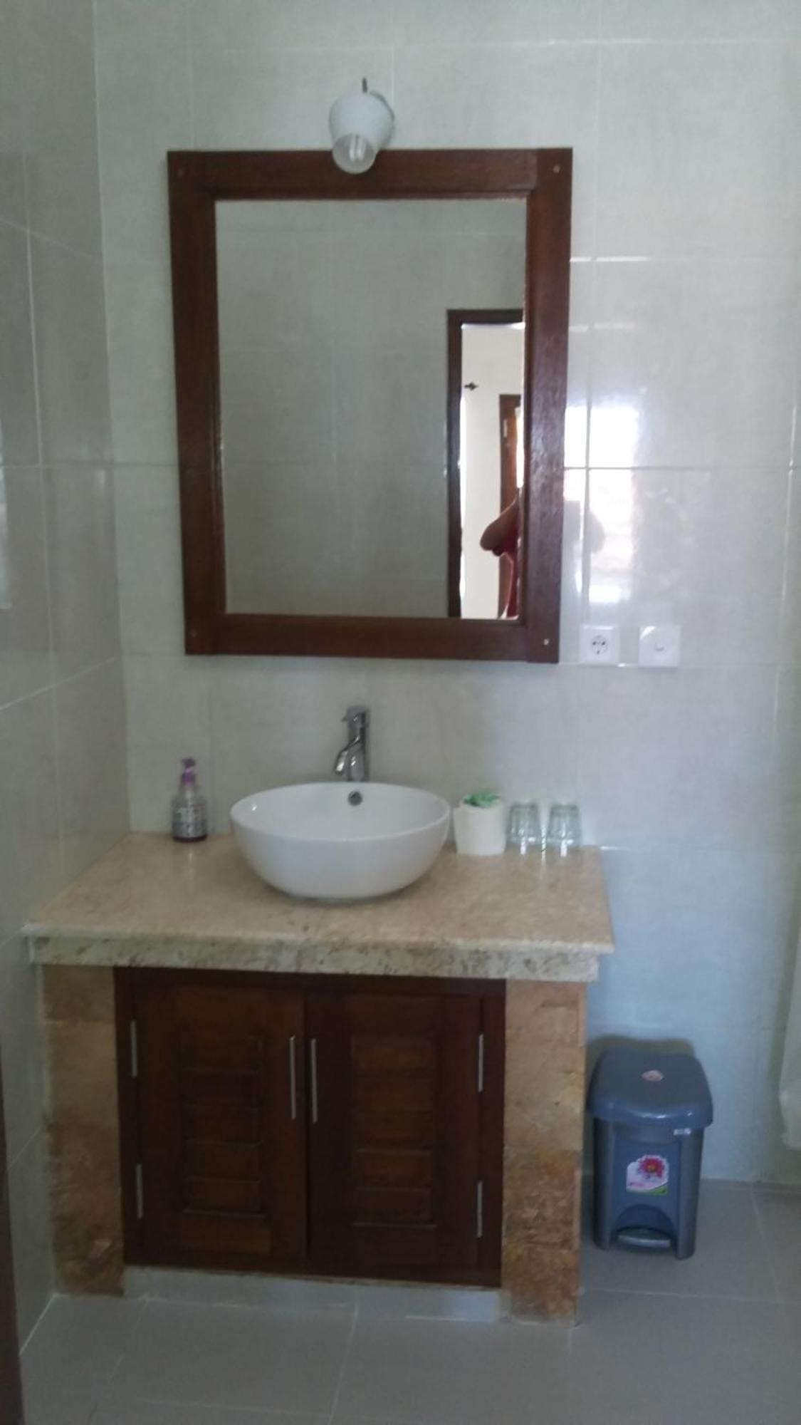 אמד Barong Cafe Bungalow And Restaurant חדר תמונה